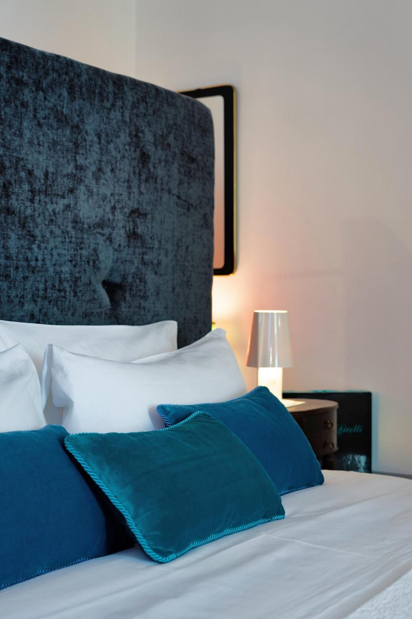 Billie'S Flat Red - Art & Design Apt In Verona Historic Centre 외부 사진